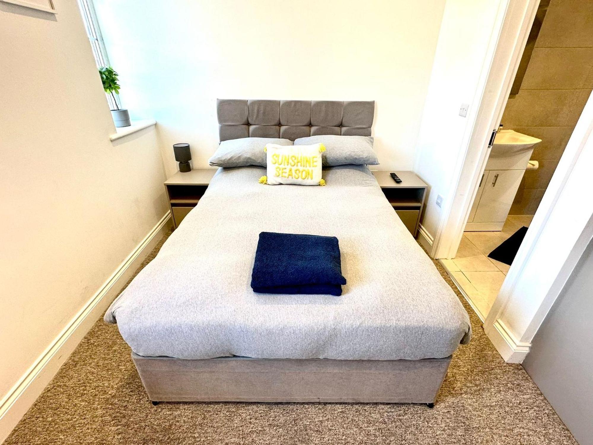 Spectacular Modern, Private Apartment,15 Mins To Central London Hendon Ngoại thất bức ảnh